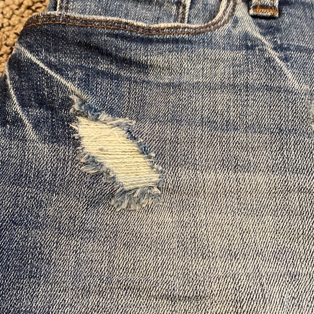 Jean Shorts - Picture 2 of 7